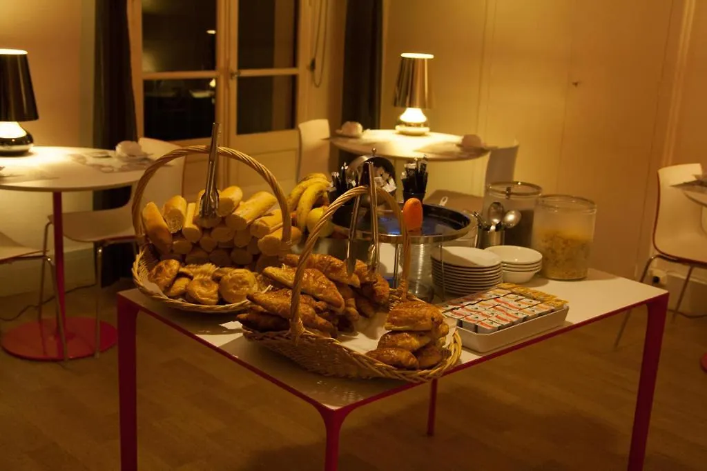 Angelina Hotel Rennes 2*,